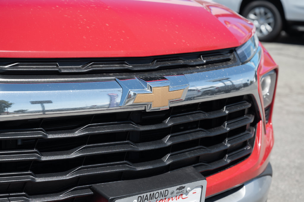 Used 2026 Chevrolet TrailBlazer LT w/ Driver Confidence Package FWD image 11