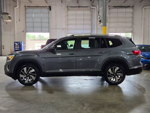 Used 2024 Volkswagen Atlas SEL AWD/4WD image 4