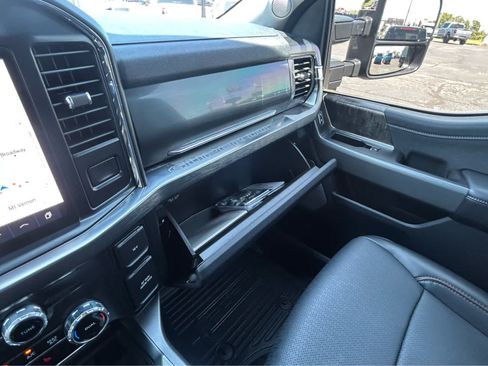 Used 2025 Ford F350 Lariat w/ Lariat Ultimate Package AWD/4WD image 73