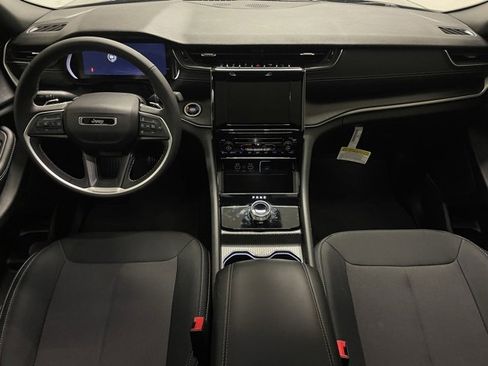 Used 2024 Jeep Grand Cherokee Laredo X w/ Trailer Tow Package image 2