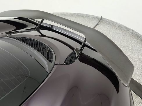 Used 2017 McLaren 570S RWD image 18