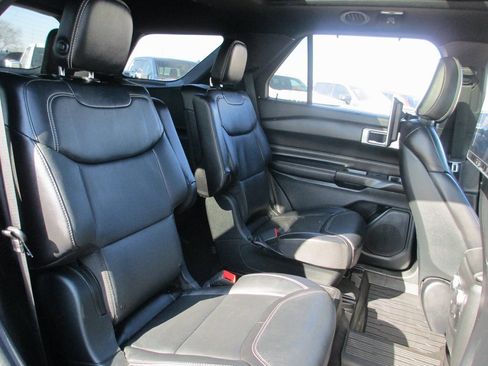 Used 2020 Ford Explorer ST w/ ST Street Pack image 24