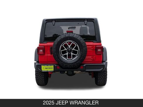 Used 2025 Jeep Wrangler Unlimited Rubicon AWD/4WD image 9