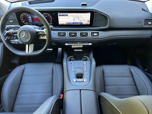 New 2026 Mercedes-Benz GLS 450 4MATIC image 13