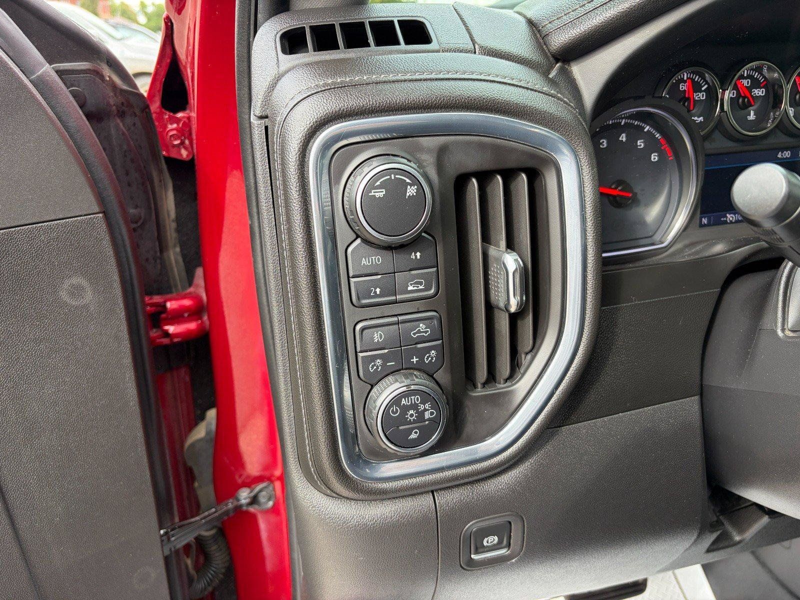 Used 2019 Chevrolet Silverado 1500 LTZ w/ LTZ Plus Package AWD/4WD image 10