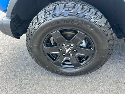 Used 2024 Ford Bronco Black Diamond AWD/4WD image 12