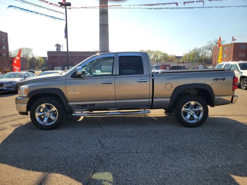 Used 2008 Dodge Ram 1500 Truck SLT w/ Popular Equipment Group image 2