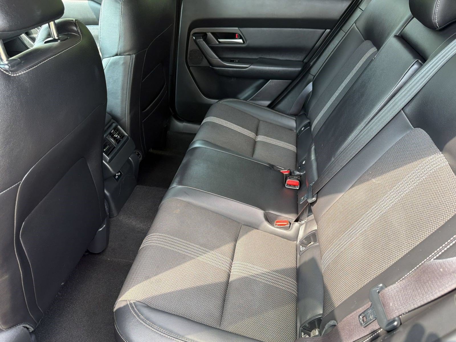Used 2025 MAZDA CX-50 AWD 2.5 S w/ Preferred Package image 22