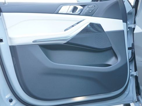 New 2026 BMW X7 xDrive40i w/ M Sport Package image 10