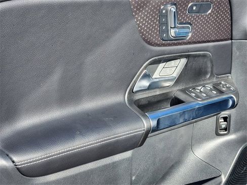 Certified 2026 Mercedes-Benz GLB 250 4MATIC image 10