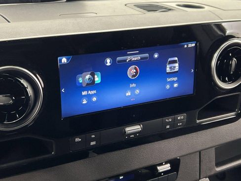 New 2025 Mercedes-Benz Sprinter 2500 image 18