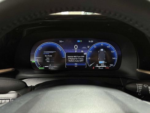 Used 2023 Toyota Crown XLE image 32