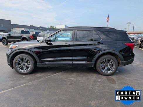 Certified 2023 Ford Explorer XLT w/ Equipment Group 202A AWD/4WD image 7