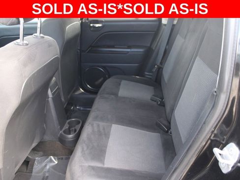 Used 2015 Jeep Patriot Latitude image 24