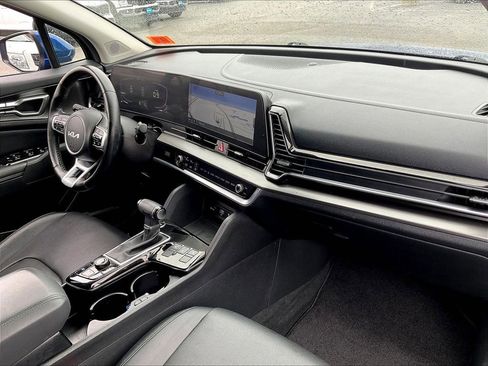 Used 2023 Kia Sportage EX image 13