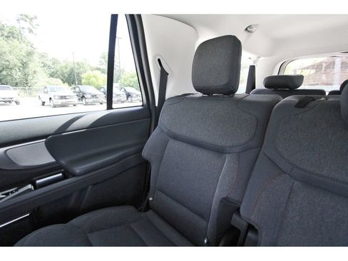 Used 2025 Ford Expedition Max Active RWD image 14