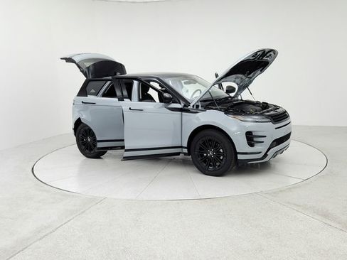New 2025 Land Rover Range Rover Evoque Dynamic SE image 10