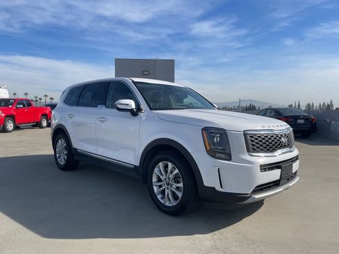 Used 2021 Kia Telluride LX image 1