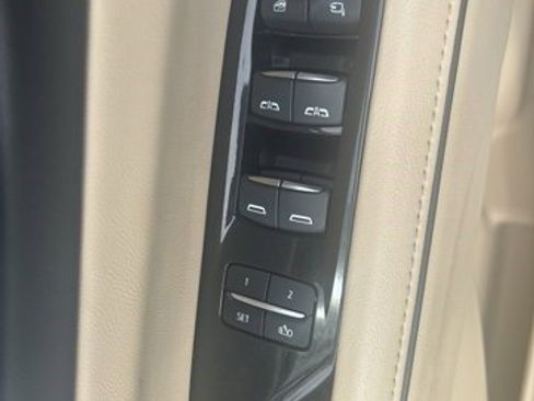 Certified 2023 Cadillac Escalade Premium Luxury w/ Performance Package image 22