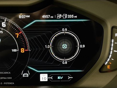 Used 2025 Lamborghini Urus S AWD/4WD image 11