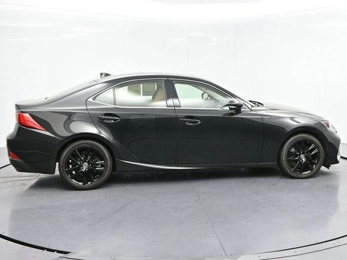 Used 2019 Lexus IS 300 w/ Accessory Package 2 RWD image 8
