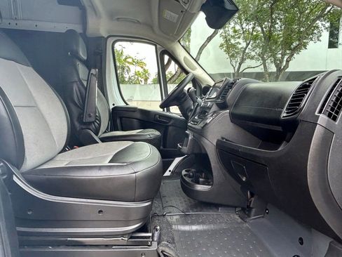 Used 2023 RAM ProMaster 2500 FWD image 27
