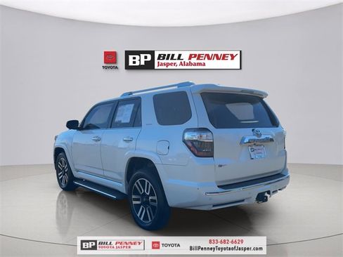 Used 2018 Toyota 4Runner Limited image 3