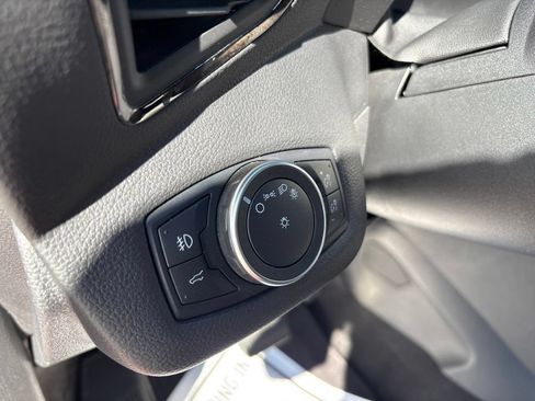Used 2018 Ford Escape Titanium w/ Ford Safe & Smart Package AWD/4WD image 22