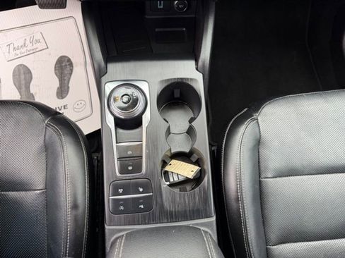 Used 2020 Ford Escape Titanium w/ Titanium Premium Package 2.0 image 13