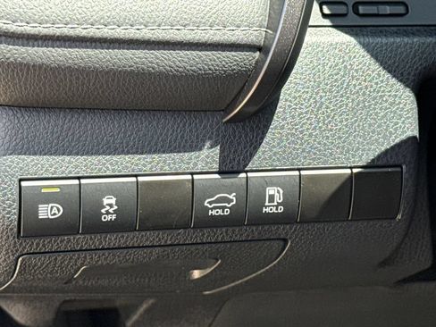 Used 2024 Toyota Camry SE FWD image 21