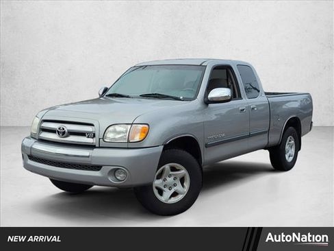 Used 2004 Toyota Tundra SR5 image 1