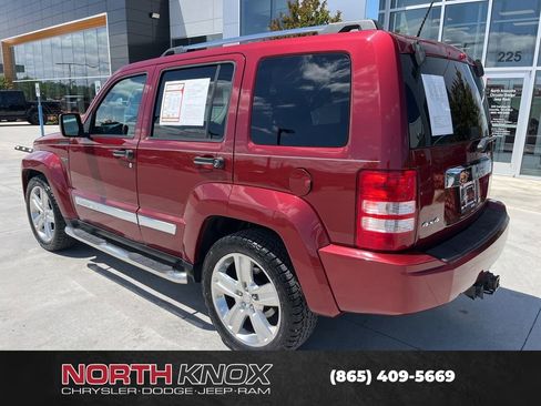 Used 2012 Jeep Liberty Limited Jet w/ Comfort/Convenience Group AWD/4WD image 17
