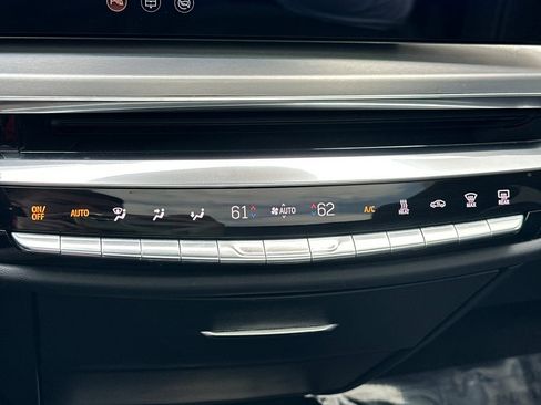 Used 2024 Cadillac Lyriq Sport AWD/4WD image 28