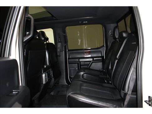 Used 2017 Ford F150 Platinum w/ Equipment Group 701A Luxury image 13