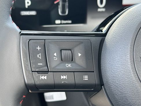 New 2025 Nissan Kicks SR image 14