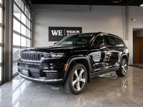 Used 2021 Jeep Grand Cherokee L Limited image 2