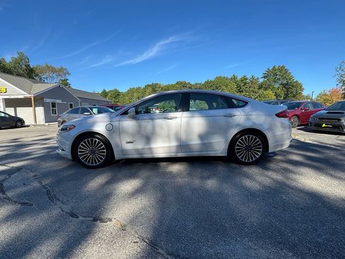 Used 2017 Ford Fusion Energi Titanium FWD image 14