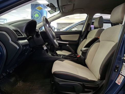 Used 2017 Subaru Crosstrek 2.0i Premium image 14
