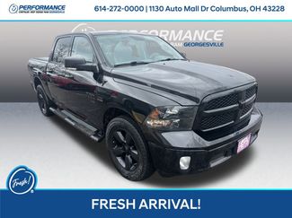 Used 2019 RAM 1500 Classic SLT w/ Black Appearance Group video 1