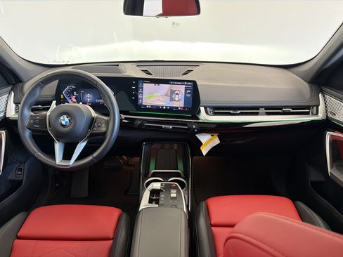 Used 2025 BMW X1 xDrive28i w/ Premium Package AWD/4WD image 17