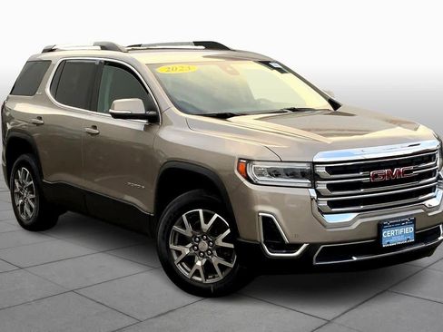 Certified 2023 GMC Acadia SLE w/ Driver Convenience Package image 2