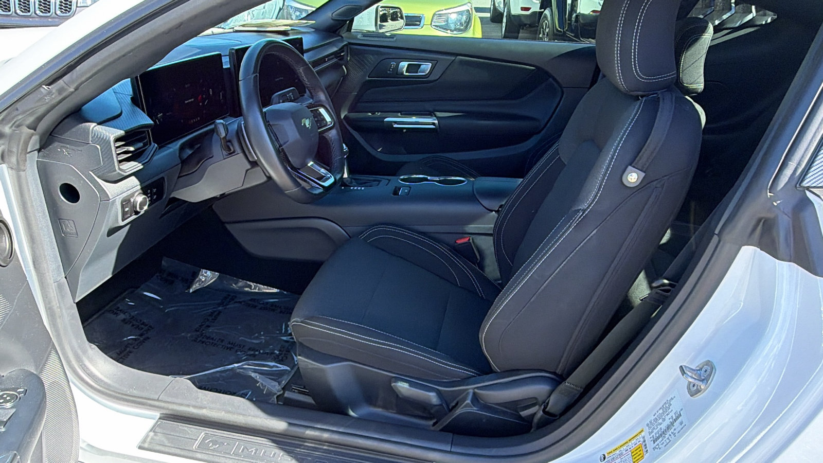 Used 2025 Ford Mustang GT RWD image 15