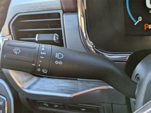 Used 2023 Ford F150 Lariat w/ Equipment Group 502A High image 27