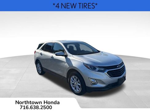 Used 2020 Chevrolet Equinox LT image 2
