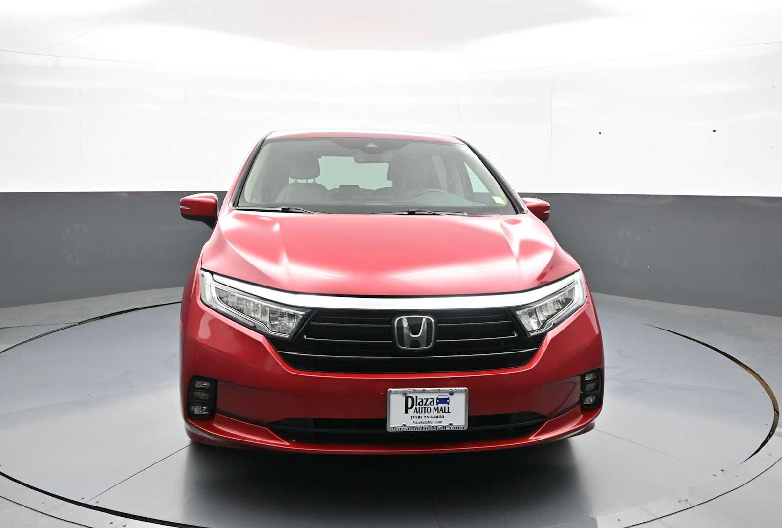Certified 2024 Honda Odyssey EX-L image 2