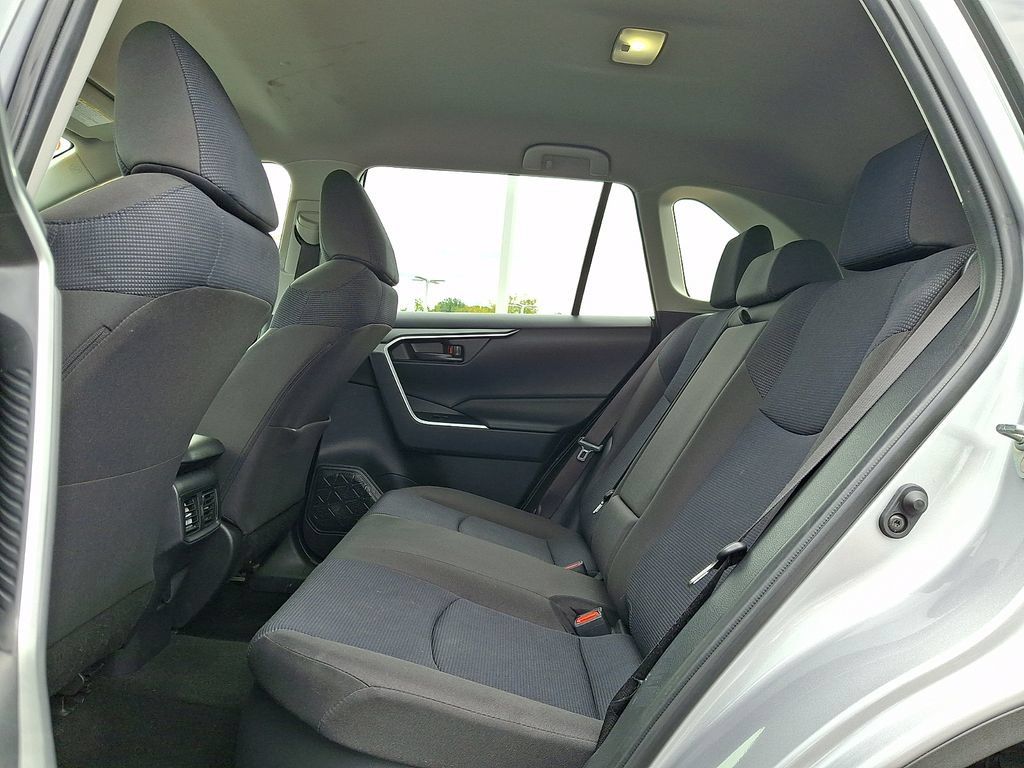 Certified 2025 Toyota RAV4 LE AWD/4WD image 11
