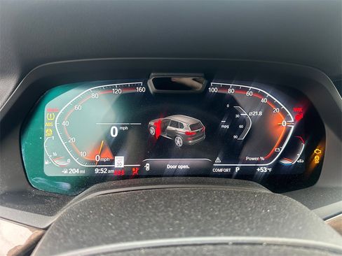 Used 2023 BMW X5 xDrive40i w/ Executive Package image 4