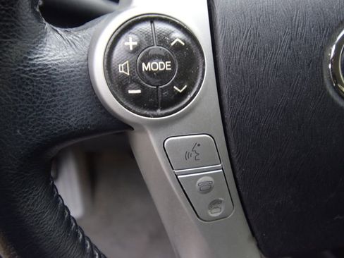 Used 2012 Toyota Prius Four image 25
