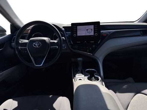 Used 2023 Toyota Camry LE image 12