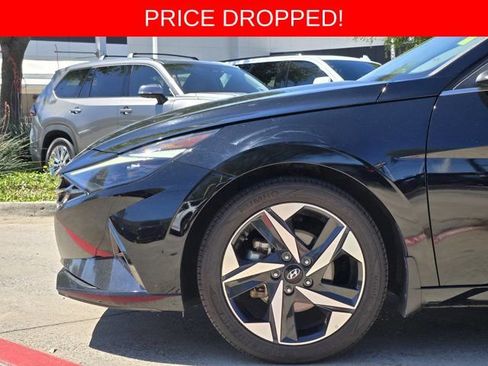 Used 2023 Hyundai Elantra Limited FWD image 10
